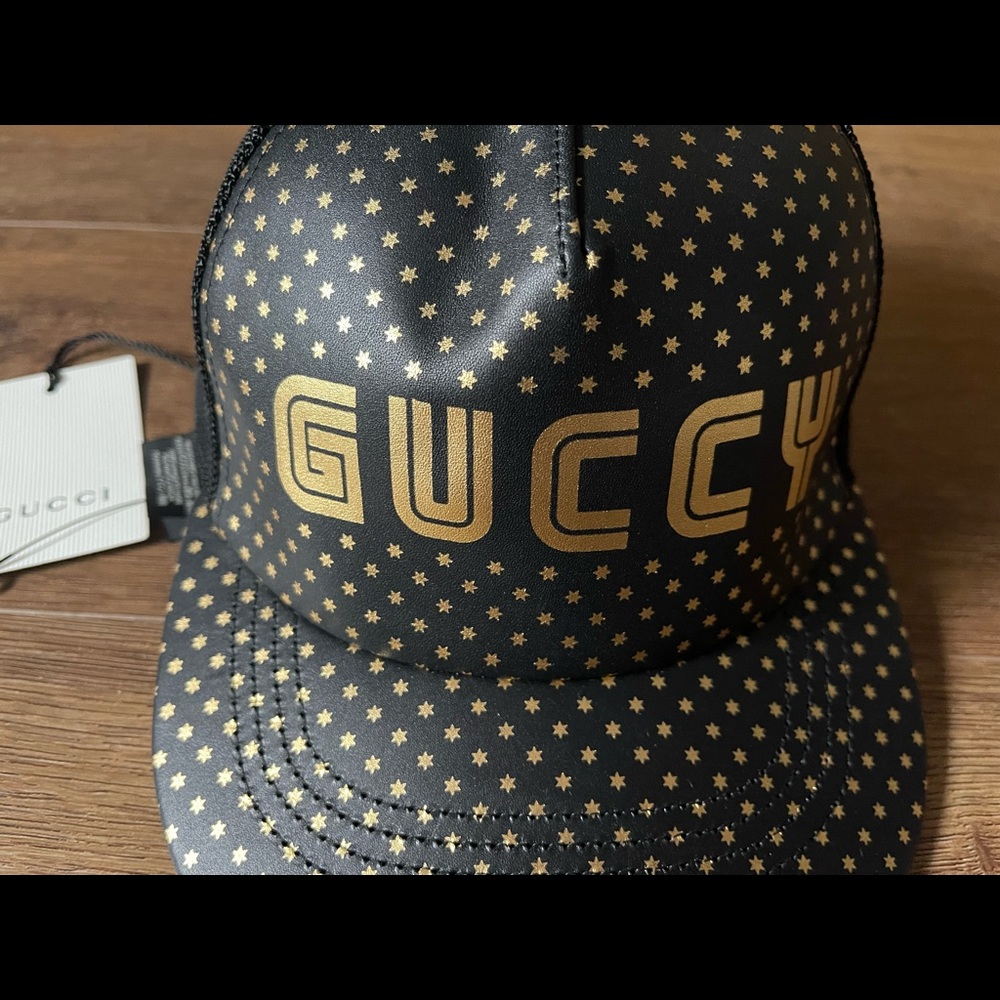 GUCCI-AUTHENTIC NWT Gold & Black “GUCCY” Baseball Hat - Picture 2 of 14